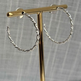 Brinco de Argola Torcida