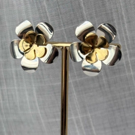 Brinco Flor Dois Banhos