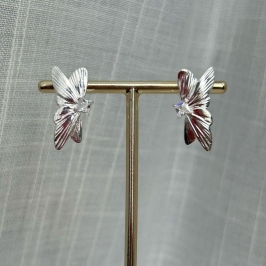 Brinco Meia Flor com Ponto de Luz