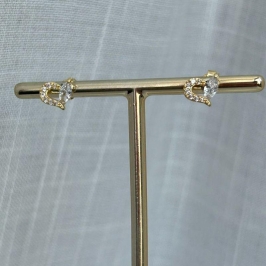 Brinco Meio Coração