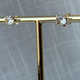 brinco Ponto de Luz 4mm