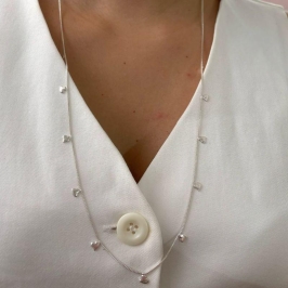 Colar Longo Corações Pendurado