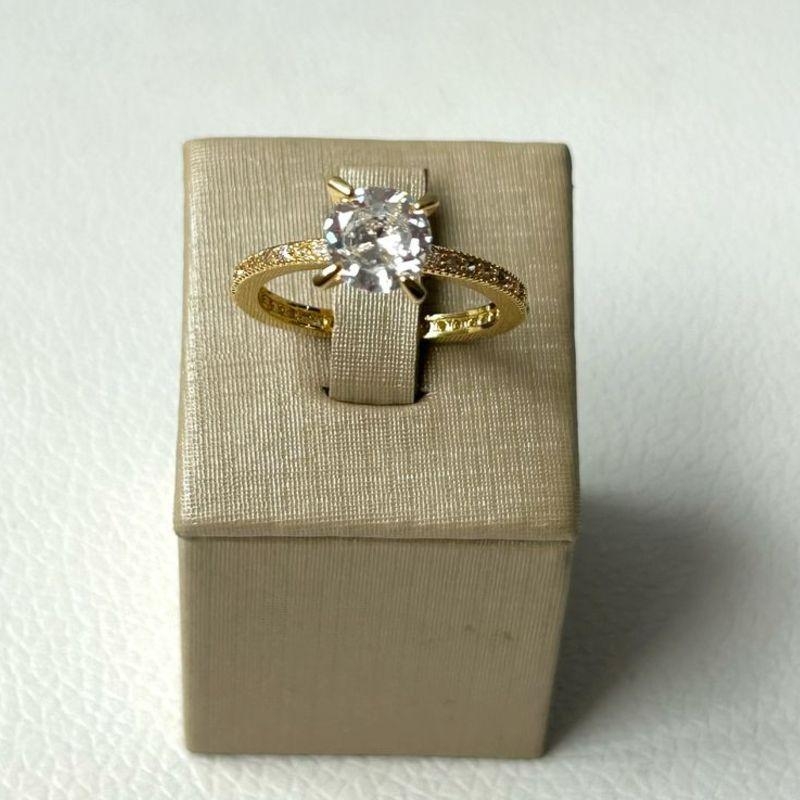 Anel Solitário Cravejado Volta Inteira