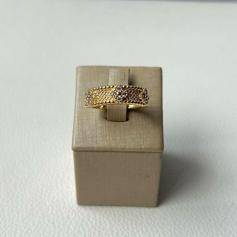 Anel Trevo Cravejado 20