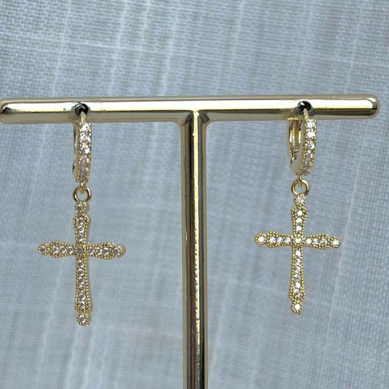 Brinco Argolinha Cruz Cravejada