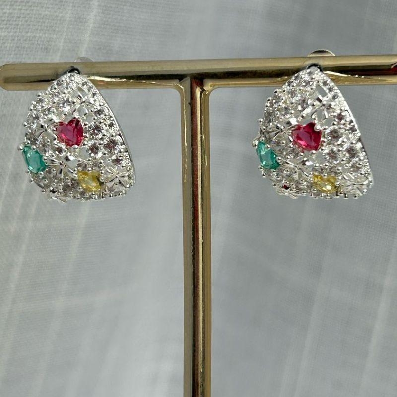 Brinco Gota Cravejado