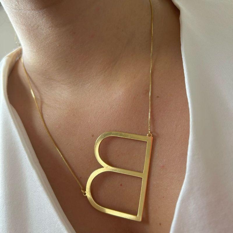 Colar Letra Grande B