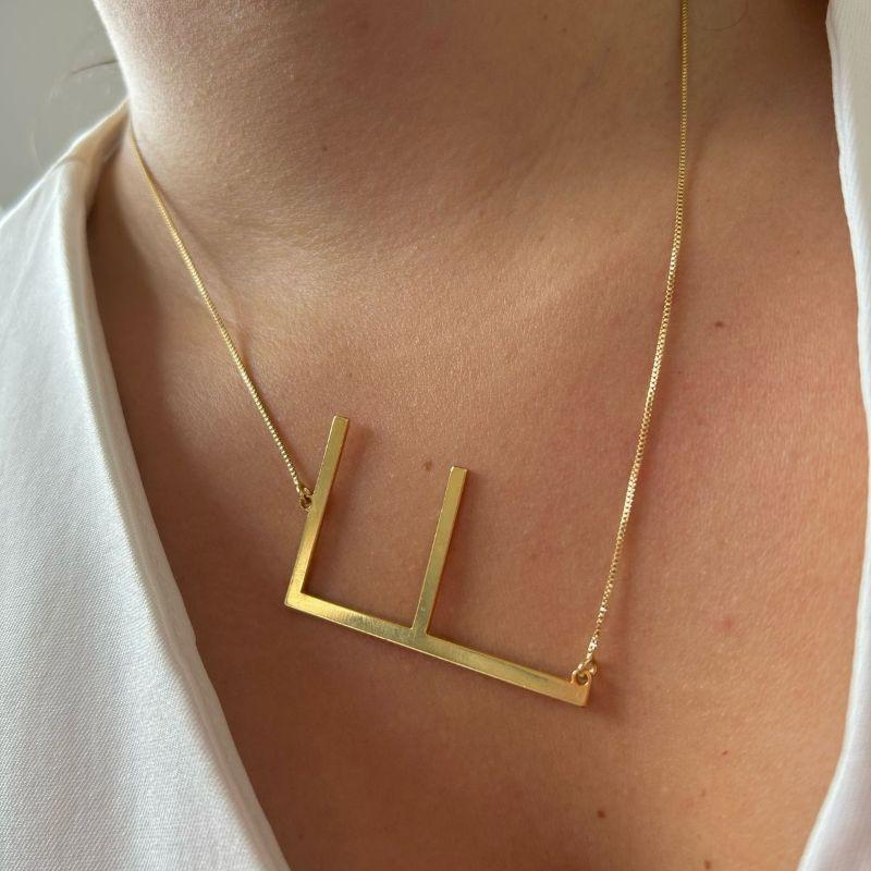 Colar Letra Grande F