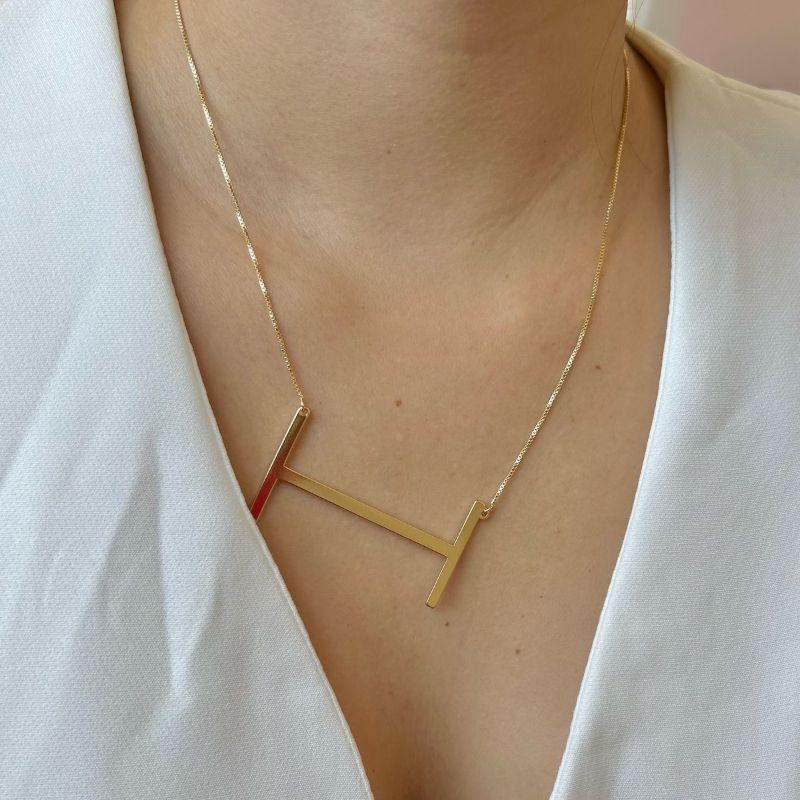 Colar Letra Grande I