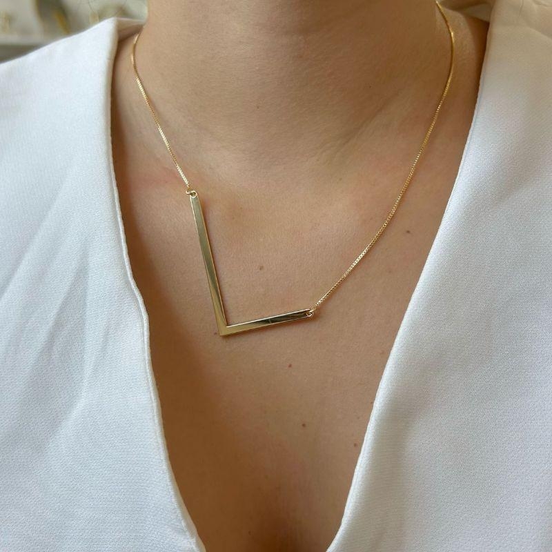 Colar Letra Grande L