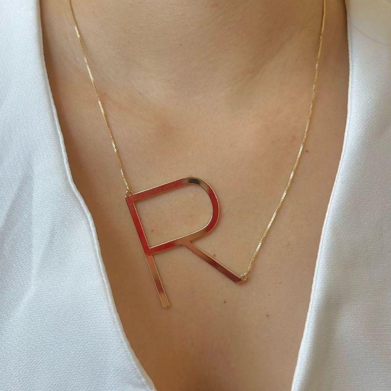 Colar Letra Grande R