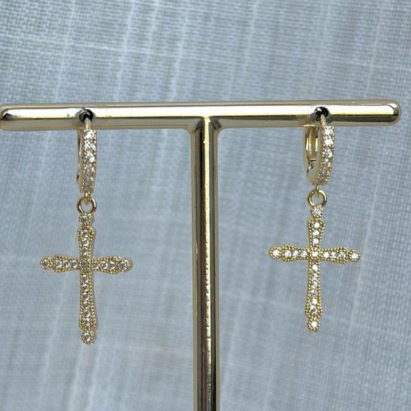 Brinco Argolinha Cruz Cravejada