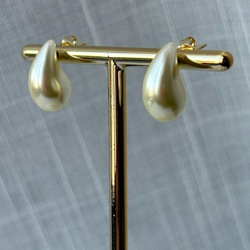 Brinco Gota Pérola 16x7mm