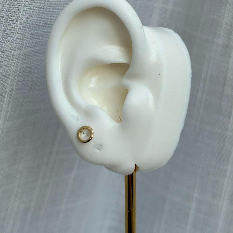 Brinco Oval Minimalista