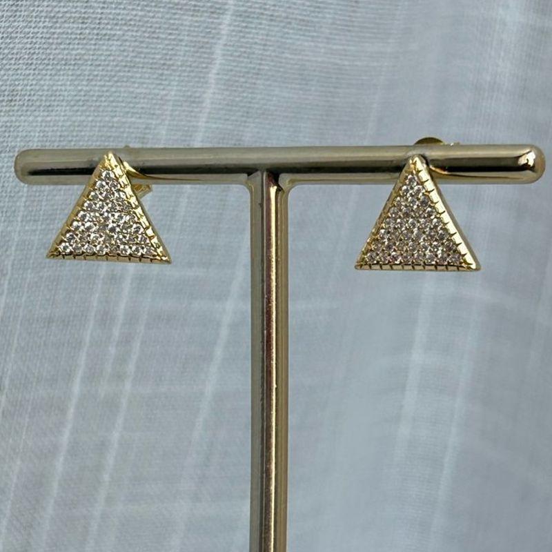 Brinco Triângulo Micrôcravejado G