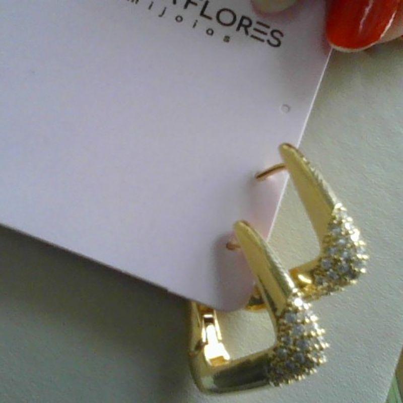 Conjunto de Argola Triângulo Cravejado