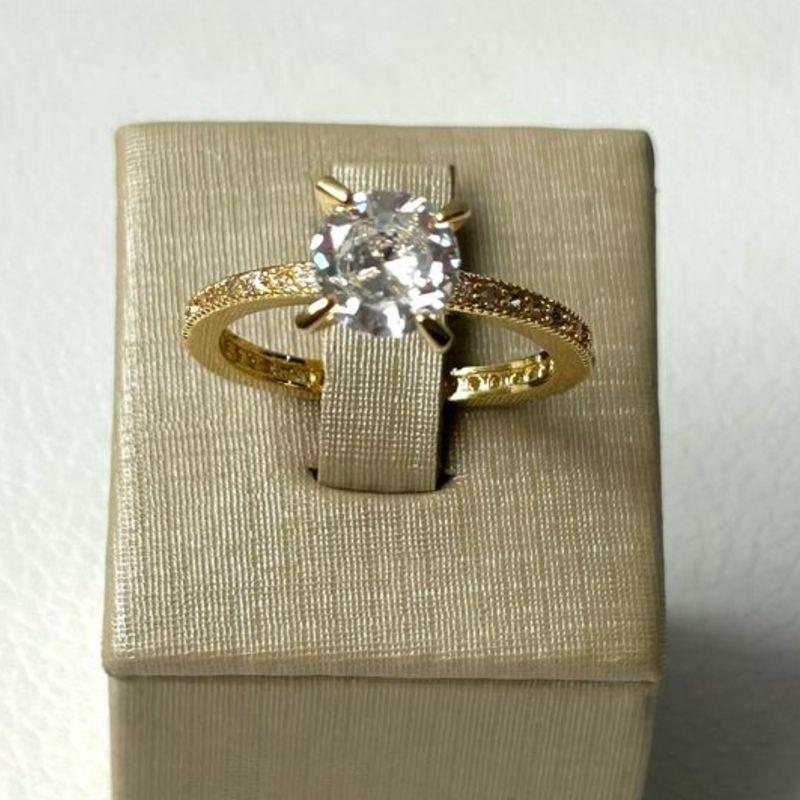 Anel Solitário Cravejado Volta Inteira