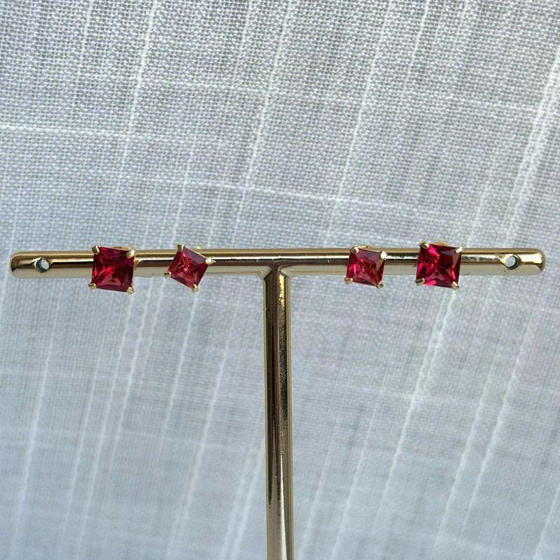 Conjunto de Brinco Rubi