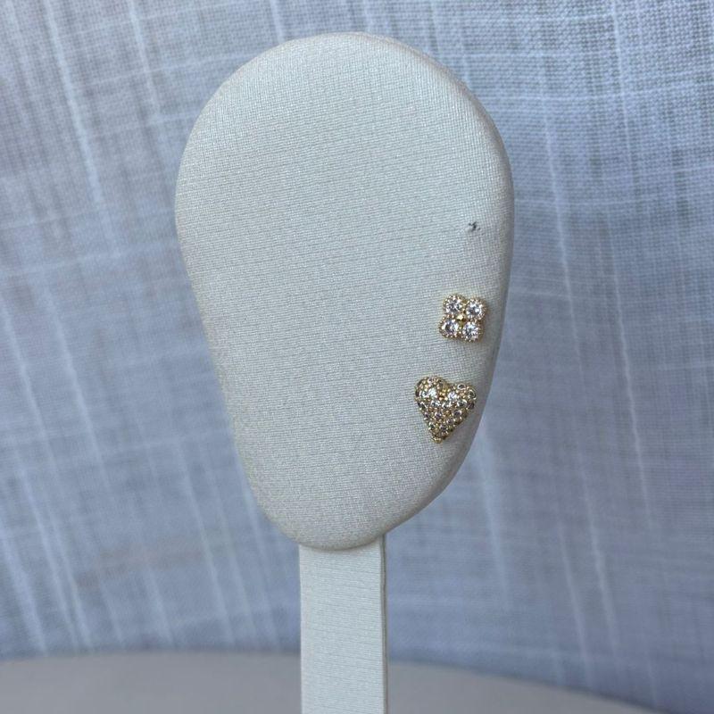 Conjunto de Brinco Coração com Trevo